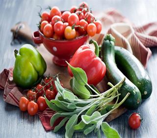 اگر نفخ شدید دارید، مصرف ۷ نوع سبزی را فراموش نکنید